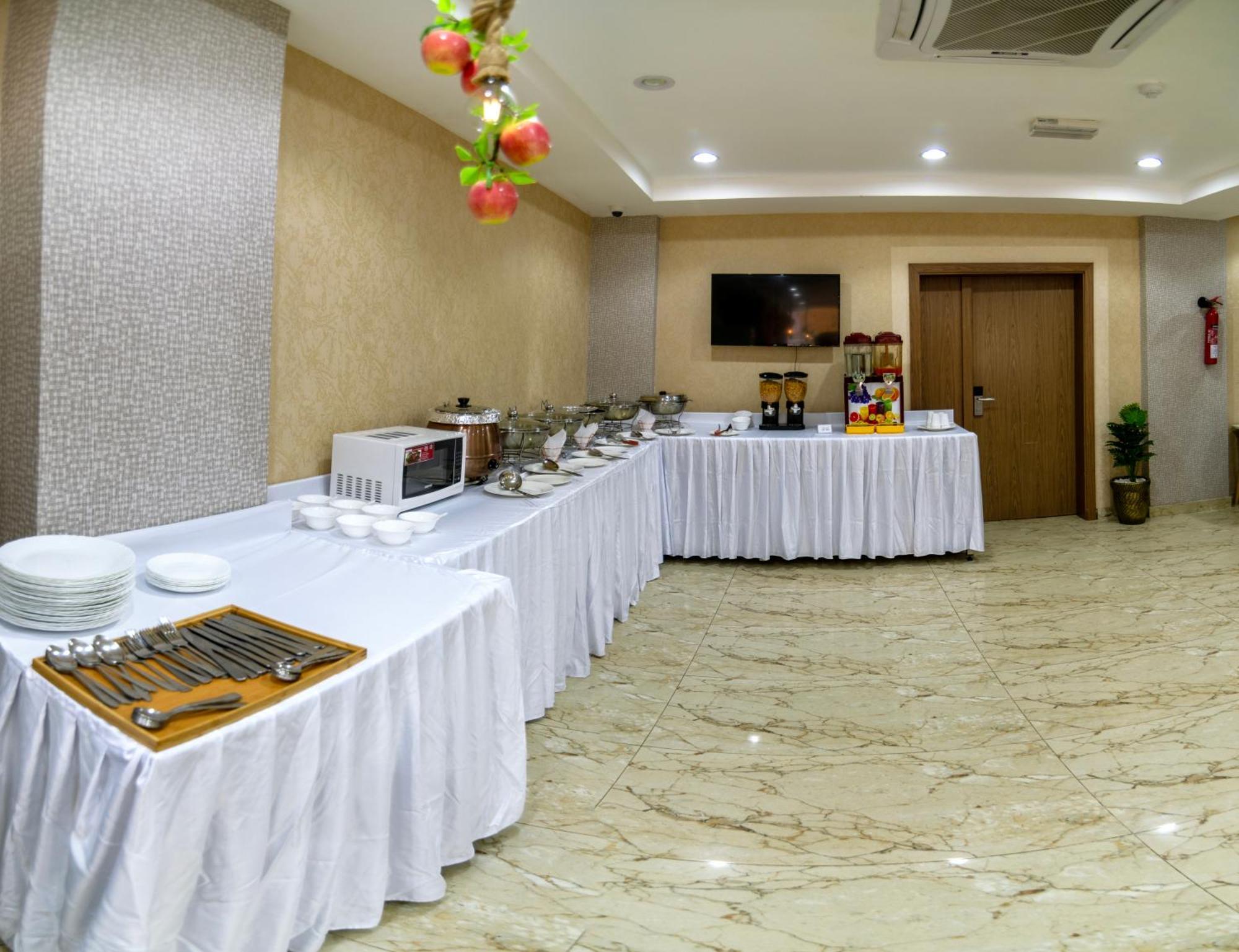 Diamond Star النجمة الماسية Seeb